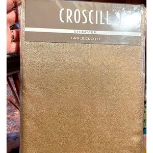 NWT  CROSCILL  SHIMMER TABLECLOTH   GOLD   60” x 120”